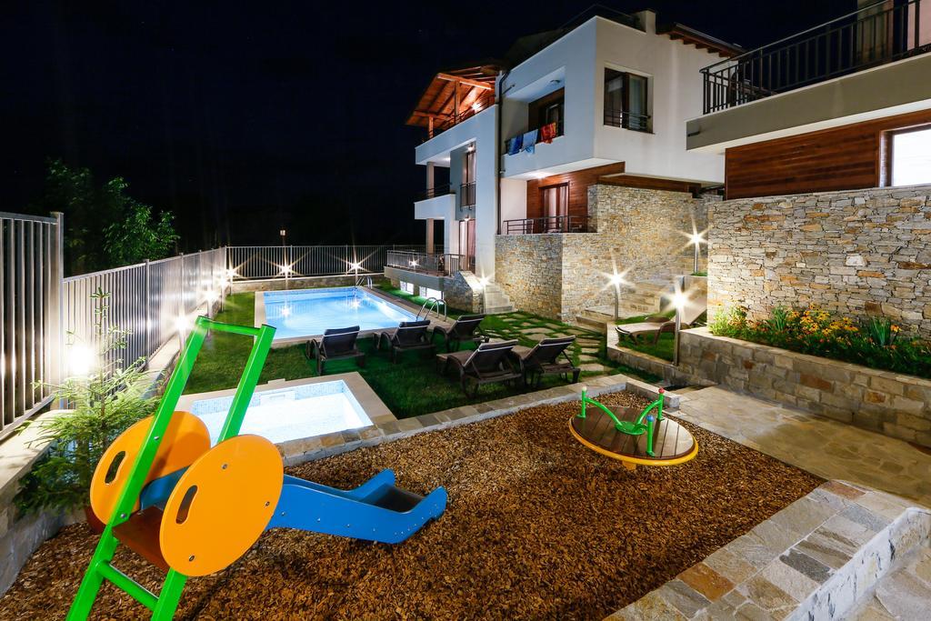 Twin House Hotel Ogneanovo Exterior foto